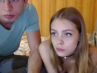 Amateur Russian babe Jessie98631 gets her pussy stuffed and mouth filled with oral pleasure