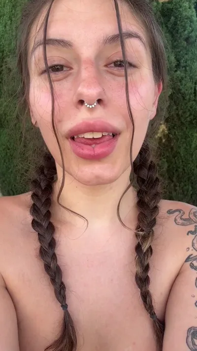 Chloe Kreams dominates in exclusive solo session with Aka Chloekreams - Good Morning 3