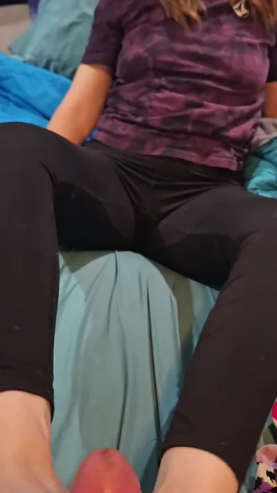 Exclusive Onlyfans video: Aka Ballsdeepinfeet 03 03 2025: The Onlyfans video of a dominant mistress dominating her sub with feet