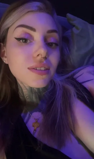 Abrahel Aka Youserveabrahel's Onlyfans video: A Fait Quoi Dtre Une Petite Pute