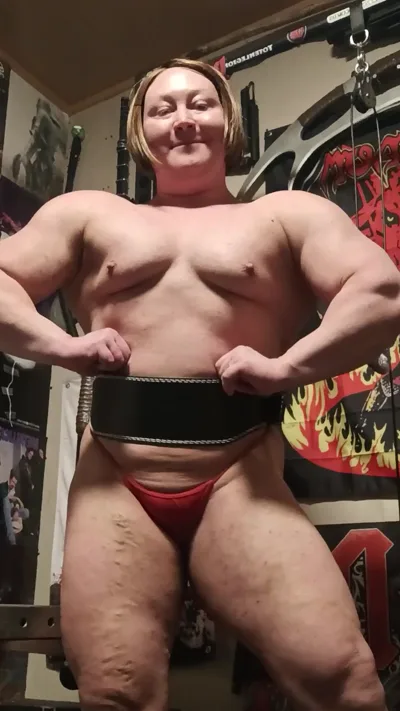 Anna K Powerlifter dominates in a real kinky solo session with Aka Annakpower 04 16 2025 Onlyfans video posing in a g