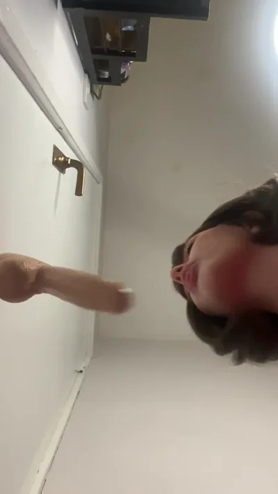 Aka Thecutestkittycat's exclusive domination video - Onlyfans exclusive HD footage of her getting kinky with her man