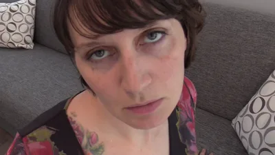 Step Mom's virtual reality experience: Bettie Bondage gets her grooves re-energized!