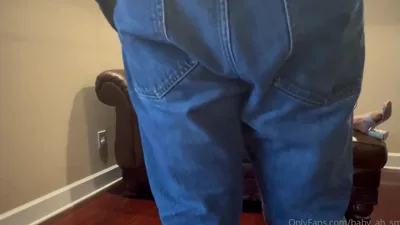 Watch Baby Ah Smiling's exclusive homemade video for the first time ever on Onlyfans.com