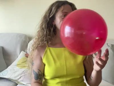 Bee Looner's Exclusive Onlyfans Video: I'm Back You'll Like What You See In The Second Part!