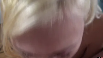 JamiestoneXXX deepthroats a big dick and takes a facial in park