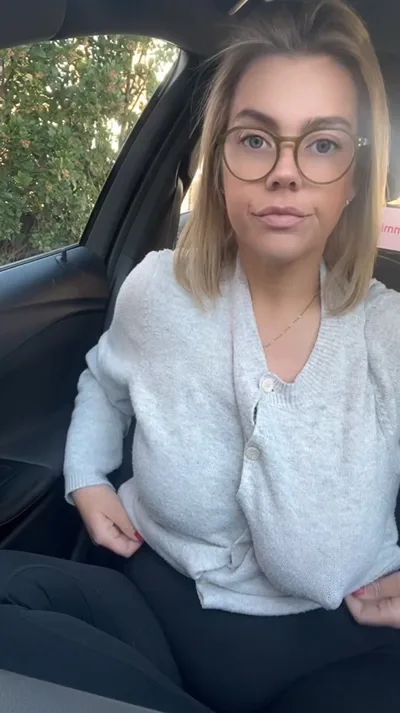 Imogen Grace's first time on camera: Onlyfans Exclusive HD Video