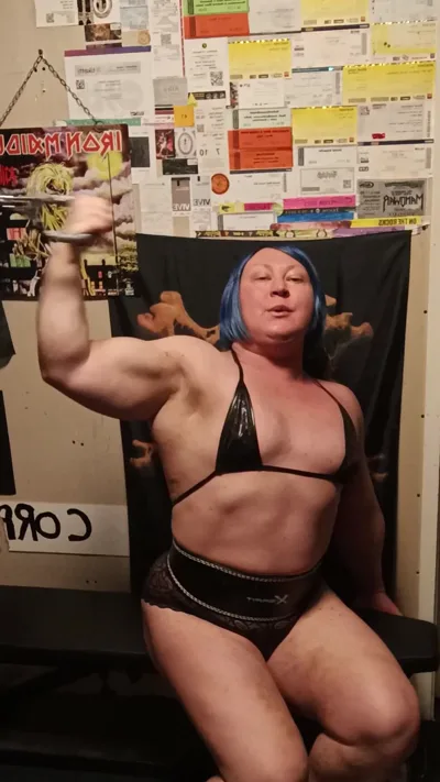 Anna K Powerlifter dominates you with her big tits and curvy body in exclusive Onlyfans video