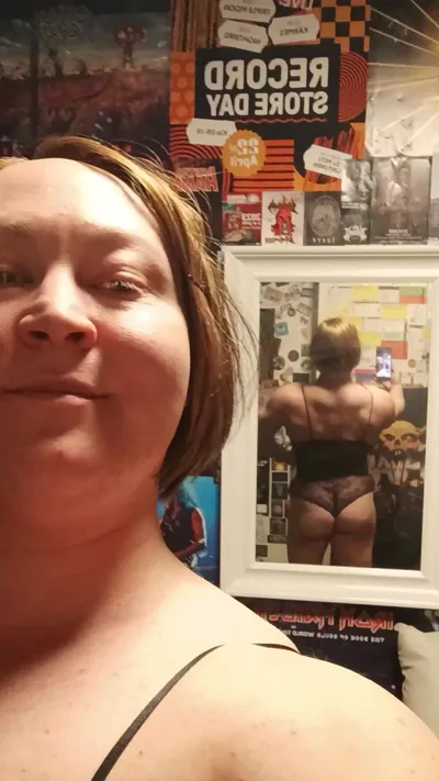 Anna K Powerlifter dominates and teases in exclusive HD video