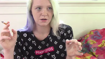 Nerdgibbler goes wild in exoticdancing with her small tits and poledancing skills