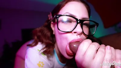JuicyDropss, the horny babe with a big juicy drop, gives a sloppy deepthroat BJ & takes a load in her mouth
