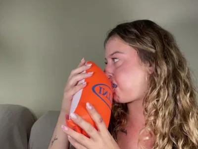 Bee Looner dominates and humiliates her submissive with kinky femdom fetish in HD Onlyfans video