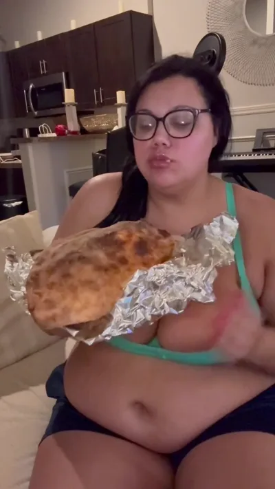 Aspasia's private dinner with a stranger - Aka BBW onlyfans video