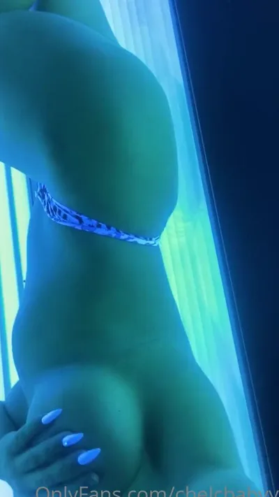 Xxxchelcbaby: Aka Chelcbabyyy gets a taste of your hard cock in exclusive Onlyfans video
