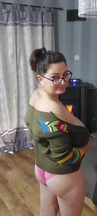 Anitalarumana's exclusive video: trending onlyfans model gets real and private with Anitalarumana