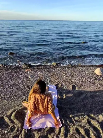 Hayley and Kian Aka get their natural tanning oil fix in exclusive homemade video