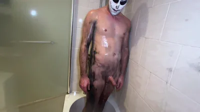 Emojizzman WASHES AWAY JACK & SALLY with her cosplay bodypainting skills