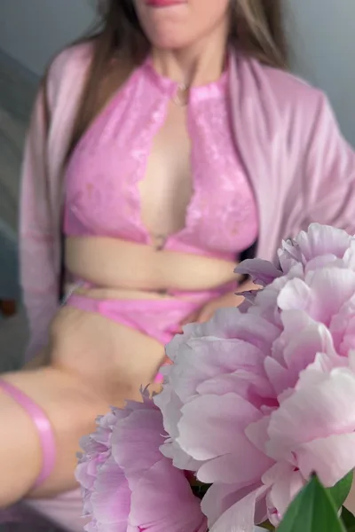 Pink Puff 2025's femdom pegging session for her fans - At 09 27!