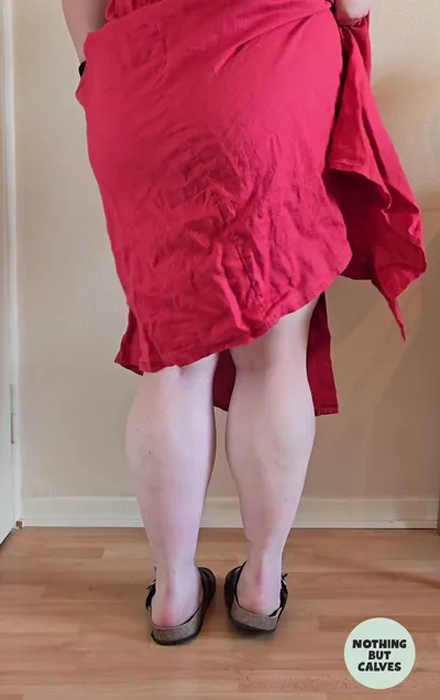 Nothingbutcalves dominates her onlyfans video with her real fetish and domination skills