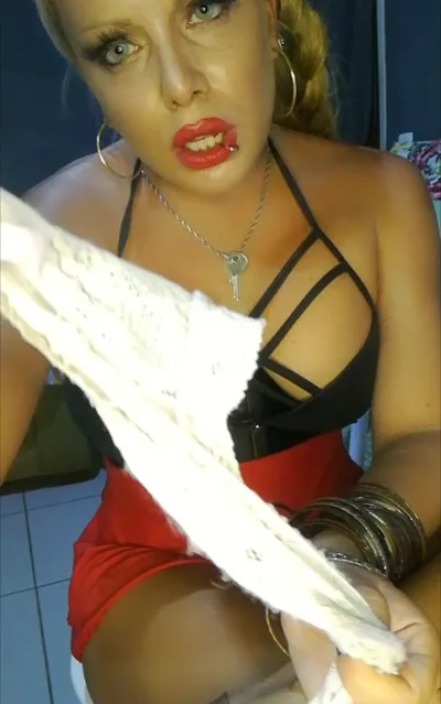 Maxxxine is a kinky panty sniffing bitch who loves to humiliate herself