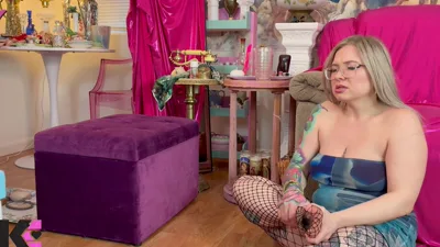Kaiia Eve's Fishnet Stiletto Balloon Stomping Turned Twisted Ankle Gets a Messy Treatment