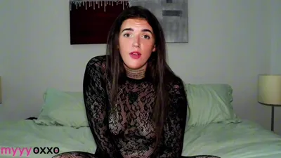 Amyyyoxxo's dirty talk and edging will get you off in no time!