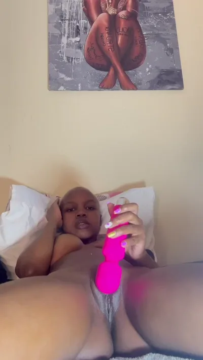 Ms Juicy P's hot homemade video - Onlyfans exclusive 18-minutes of her dominating in HD