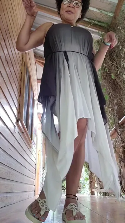 Meryann Aka Solesqueenrd dominates and teases in Onlyfans video - Onlyfans Exclusive