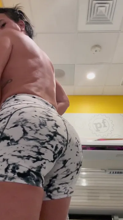 Sandy Sweet's Onlyfans Video: A Real Amateur Gets Down and Dirty in HD