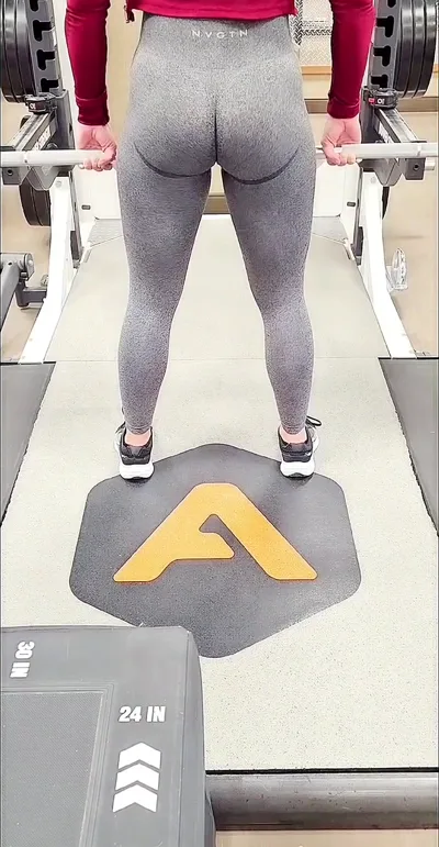 Marie Sz Queen's First Time Sweat Sesh with Onlyfans Exclusive Amateur Model