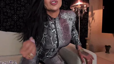 You can't resist Mistress Kennya I Am Irresistible's feet fetish and domination clip
