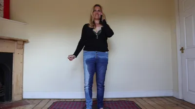 British MILF LadyArbella loves to pee in her jeans and then wets herself