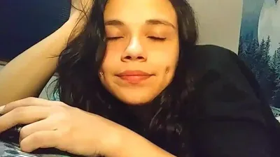 Savage Siren dominates you with her eyefilyn fetish