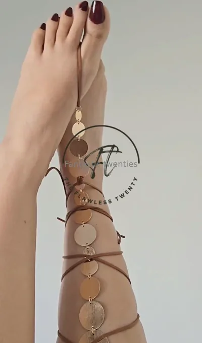 The flawless 20 dominates in real solo play with kinky fetish and domination