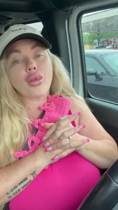 Katrina Thicc is a hot onlyfans model with a private home video of her getting laid