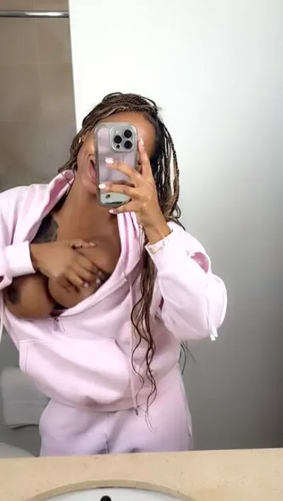 Sarai Minx gets the onlyfans treatment in HD video - Real girl, homemade video, trending, onlyfans, natural, onlyf