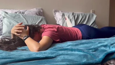 ScarlettandChanel: Sweaty Feet and Orgasms: A Latina Lesbian Orgasm Adventure!