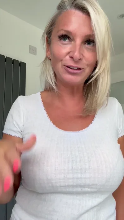 Maria Soloxxx's exclusive homemade video - trending on Onlyfans