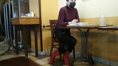 Mature_cunt has a mind-blowing orgasm in cafe with her legs spread wide open