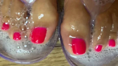 Onlyfans - Aka Froggeevip's Solo Foot Fetish: Cum On My Toes And Let's Get Messy!
