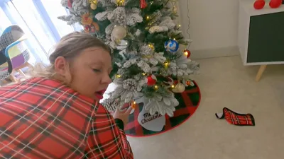 DeNata gets wet & wild in Christmas sex tape with many vids