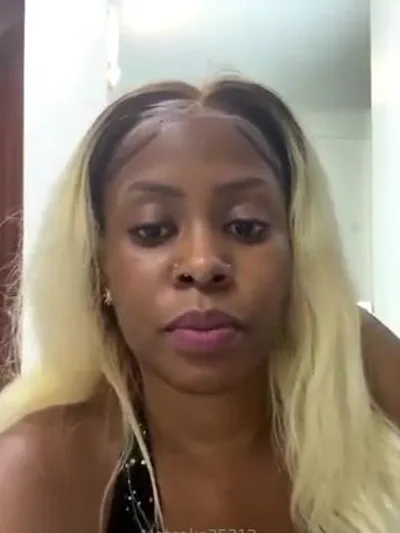 Julie Shamel's hot homemade sex tape: Onlyfans caught her in the act!