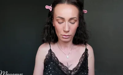 Mayaeyes talks dirty while showing off her makeup & giving some tips on sfw video