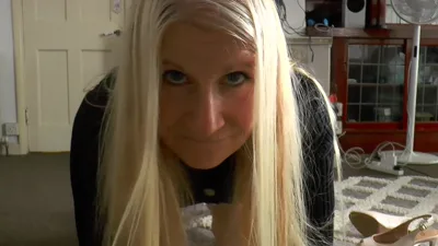British MILF Clarissa and her BF engage in hot roleplay with virtual sex