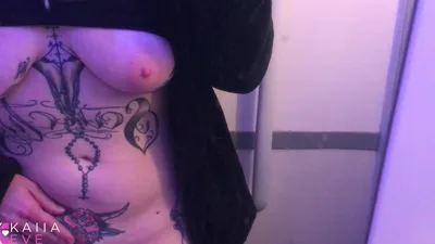 Kaiia Eve gets off in the bathroom on the plane