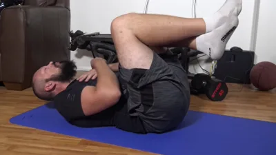 JamiestoneXXX gets a workout in the gym with manyvids & abs