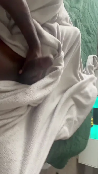 Watch Kyle Kickstand's exclusive homemade video: Good Morninggg in HD!