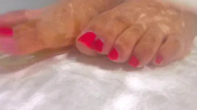 Nina Rivera's beautiful feet get drenched in oil while underwater in SuperHotFilms Manyvids