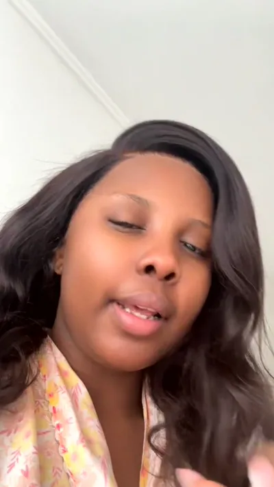 Mspeachy Aka Anelayvip's hot video - Onlyfans Exclusive - Please drop a emoji and watch it all!