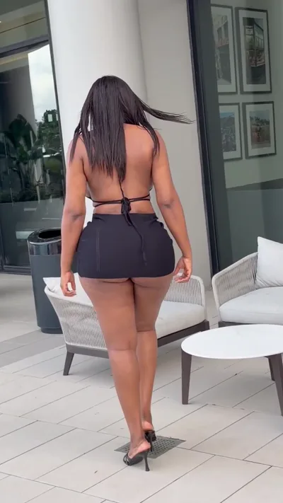 Barbie Is Juicy's steamy homemade video - Onlyfans exclusive!